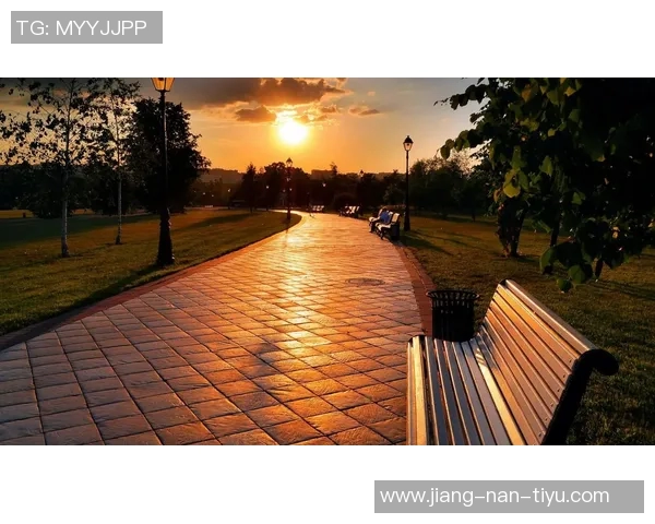 一位足球球星在荣耀背后面对孤独与压力的内心独白